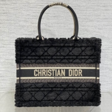 Christian Dior Shopping Bags